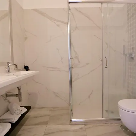 Bellavista Piazza Del Popolo *